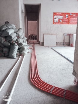 老乡家园B区1栋5号房